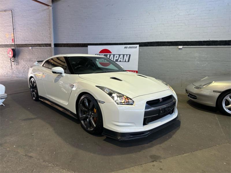 >2008 NISSAN GT-R 2D COUPE PREMIUM R35